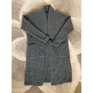 Uniqlo - Grey Wool Cardigan